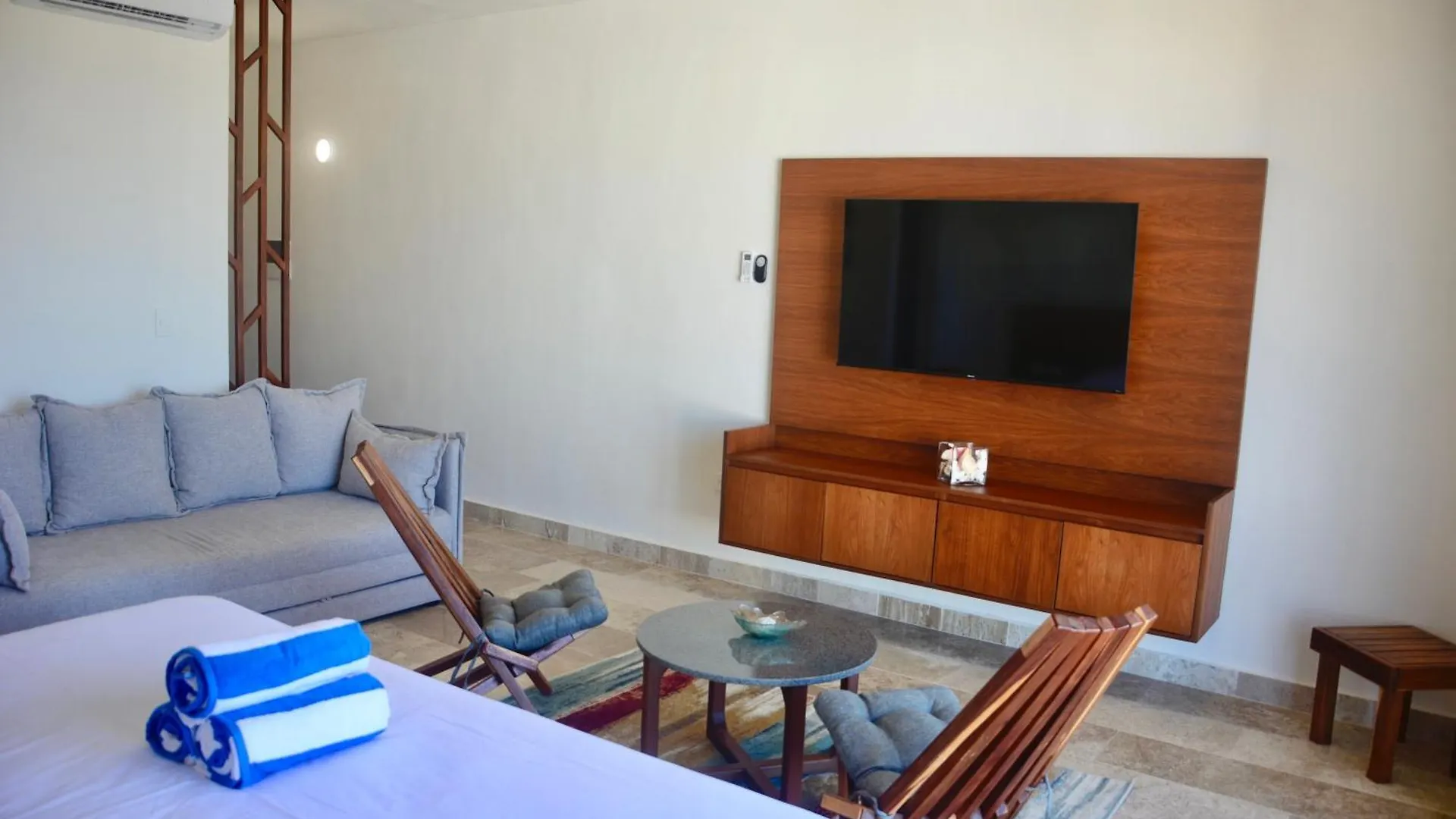 Itzamna Condos Playa del Carmen Mexico